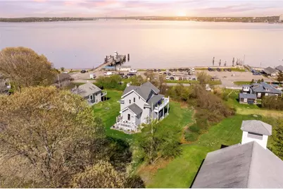 011 First Street, Portsmouth, RI 02872 - Photo 2