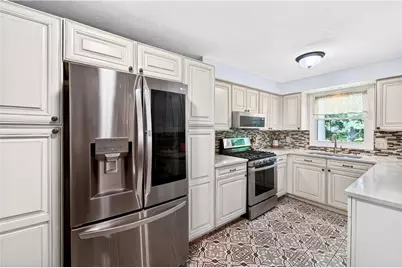 143 Oak Park Drive, North Providence, RI 02904 - Photo 4