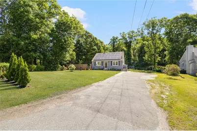 400 Crandall Road, Tiverton, RI 02878 - Photo 4