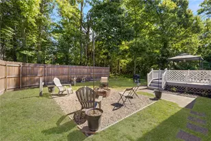 400 Crandall Rd, Tiverton, RI 02878 - Photo 22