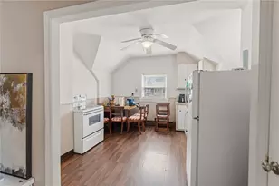 211 Woodbine St, Cranston, RI 02910 - Photo 22