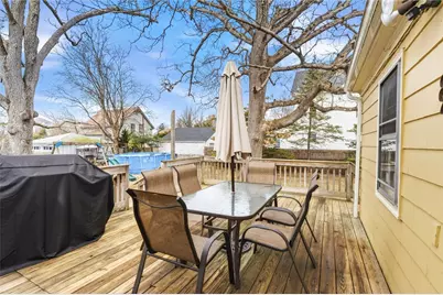 211 Woodbine Street, Cranston, RI 02910 - Photo 8