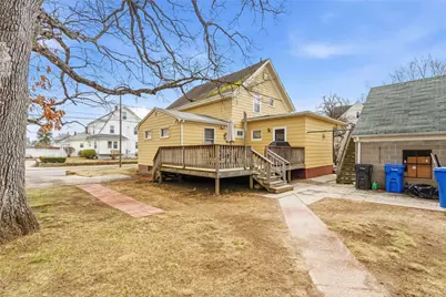 211 Woodbine Street, Cranston, RI 02910 - Photo 6