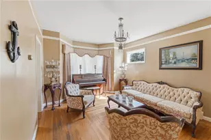 211 Woodbine St, Cranston, RI 02910 - Photo 20