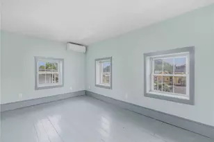 123 Elmwood Ave, Providence, RI 02907 - Photo 16