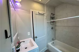 1001 Narragansett Blvd, Providence, RI 02905 - Photo 24