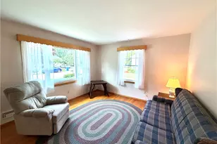 83 Crestwood Ct, Cumberland, RI 02864 - Photo 6