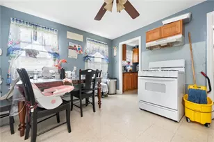 113 Summer St, Central Falls, RI 02863 - Photo 12