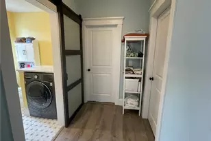 35 Elm St, Newport, RI 02840 - Photo 10