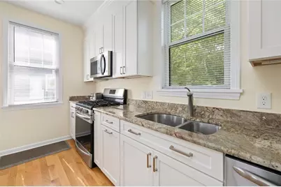 40 Lakeworth Avenue, Narragansett, RI 02882 - Photo 12