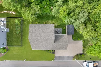40 Lakeworth Avenue, Narragansett, RI 02882 - Photo 2