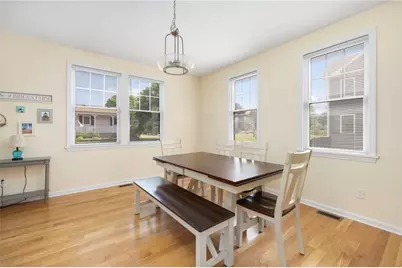 40 Lakeworth Avenue, Narragansett, RI 02882 - Photo 10