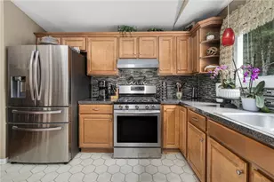 8 Birchwood Ln, Coventry, RI 02816 - Photo 10