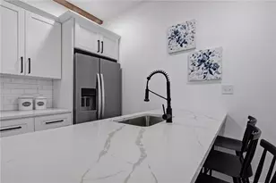 50 Ashburton St, Providence, RI 02904 - Photo 6