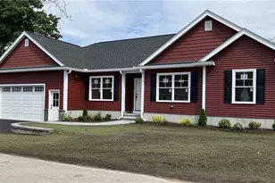 24 Murray Ave, North Kingstown, RI 02852 - Photo 2