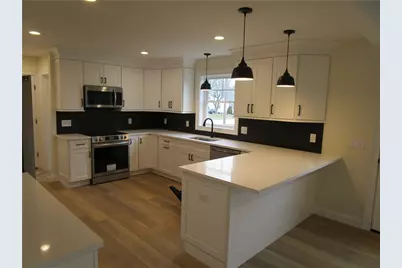 24 Murray Avenue, North Kingstown, RI 02852 - Photo 6