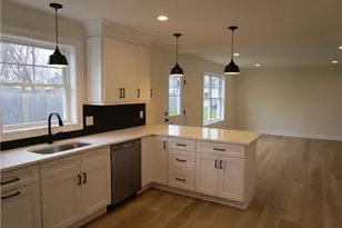 24 Murray Ave, North Kingstown, RI 02852 - Photo 8