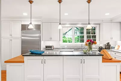 300 Kenyon Avenue, South Kingstown, RI 02879 - Photo 28