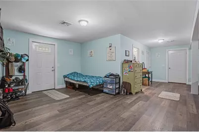 585 East Avenue, Burrillville, RI 02830 - Photo 10