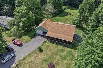 585 East Avenue, Burrillville, RI 02830 - Photo 28