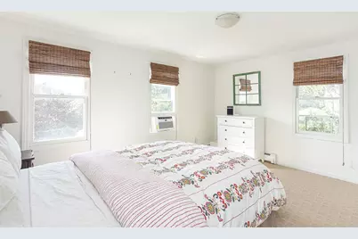 66 Center Avenue, Middletown, RI 02842 - Photo 16