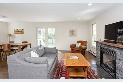 66 Center Avenue, Middletown, RI 02842 - Photo 10