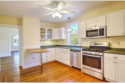 67 E Manning Street #1, Providence, RI 02906 - Photo 6