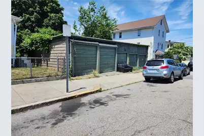82 Larch Street, Pawtucket, RI 02860 - Photo 2