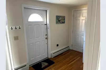 249 Tuckerman Avenue #5, Middletown, RI 02842 - Photo 8