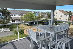 249 Tuckerman Ave, Middletown, RI 02842 - Photo 18