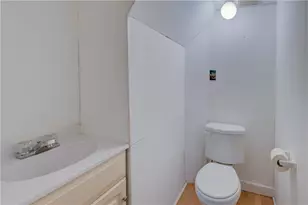 16 Evergreen St, Barrington, RI 02806 - Photo 22