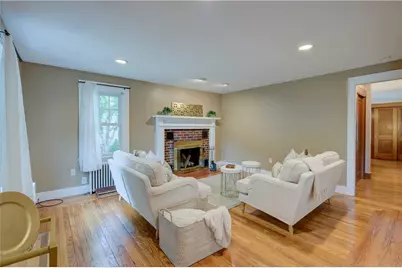 16 Evergreen Street, Barrington, RI 02806 - Photo 10