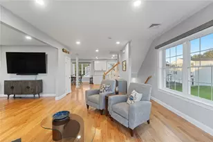 1 Old County Vlg Wy, Smithfield, RI 02917 - Photo 10