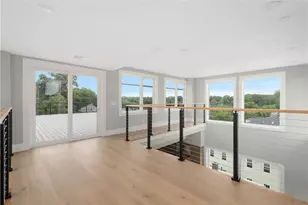43 12th St, Providence, RI 02906 - Photo 36