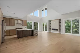 43 12th St, Providence, RI 02906 - Photo 16