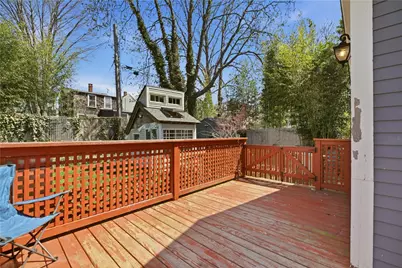 21 Clinton Avenue, Newport, RI 02840 - Photo 26