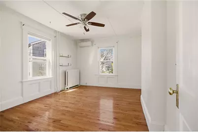 21 Clinton Avenue, Newport, RI 02840 - Photo 8