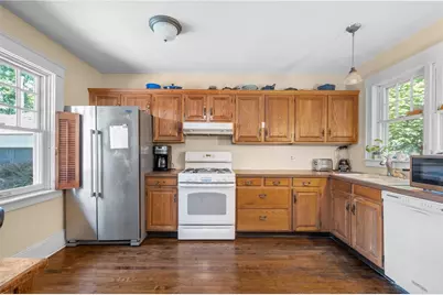 11 Grotto Avenue, Providence, RI 02906 - Photo 16