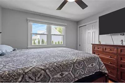 38 Bateman Avenue, Cranston, RI 02920 - Photo 18