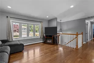 38 Bateman Ave, Cranston, RI 02920 - Photo 10