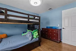 38 Bateman Ave, Cranston, RI 02920 - Photo 20