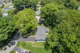103 Birchwood Dr, North Kingstown, RI 02852 - Photo 8