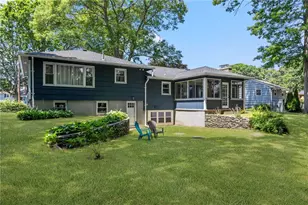 103 Birchwood Dr, North Kingstown, RI 02852 - Photo 16