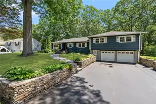 103 Birchwood Dr, North Kingstown, RI 02852 - Photo 10