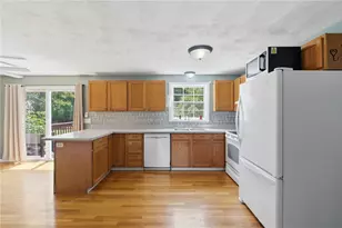 11 Timber Ridge Rd, Charlestown, RI 02813 - Photo 10