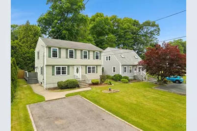 1 Wapping Drive, Bristol, RI 02809 - Photo 2