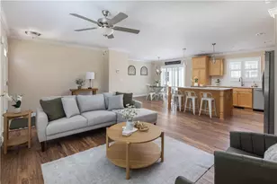 228 Chickadee Ln, South Kingstown, RI 02879 - Photo 10