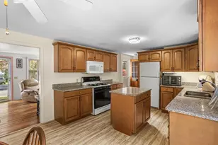 20 Rotary Dr, West Warwick, RI 02893 - Photo 24
