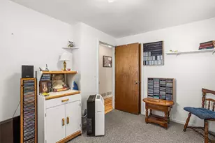 20 Rotary Dr, West Warwick, RI 02893 - Photo 16