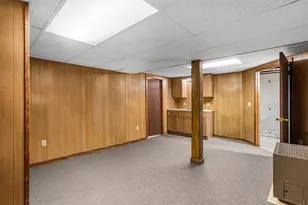 20 Rotary Dr, West Warwick, RI 02893 - Photo 34